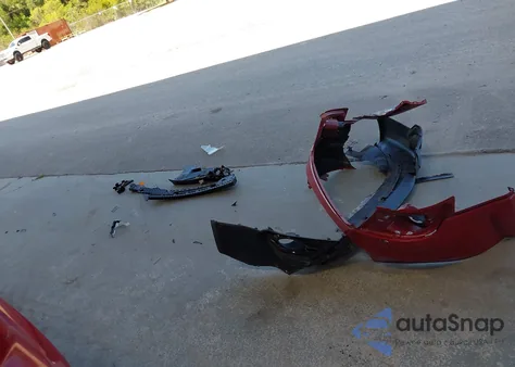 2018 Dodge Journey Crossroad z USA, uszkodzony, nr VIN 3C4PDCGG0JT166725